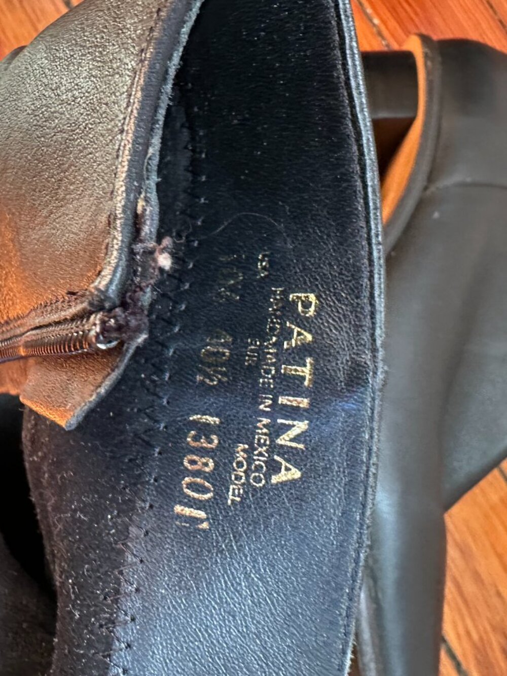 Portland Leather Goods Vero Black Chelsea Boots - Picture 3 of 3